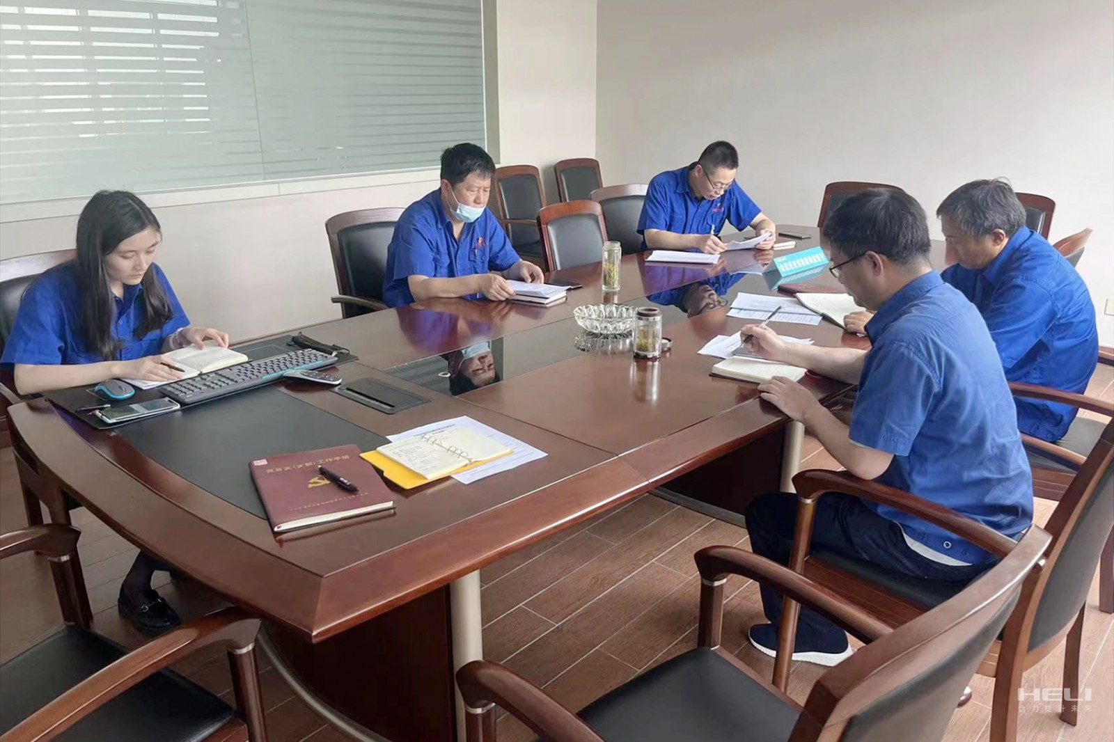 cdcd2b01f9a9c6a57f4ca1caf00afafe.jpg cdcd2b01f9a9c6a57f4ca1caf00afafe.jpg